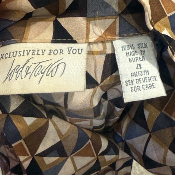 Lords & Taylors 100% Silk Geometric Patterned Brown Shirt - Picture 6 of 7